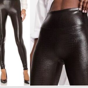 Spanx Faux leather brown croc leggings Sz Med Like New
